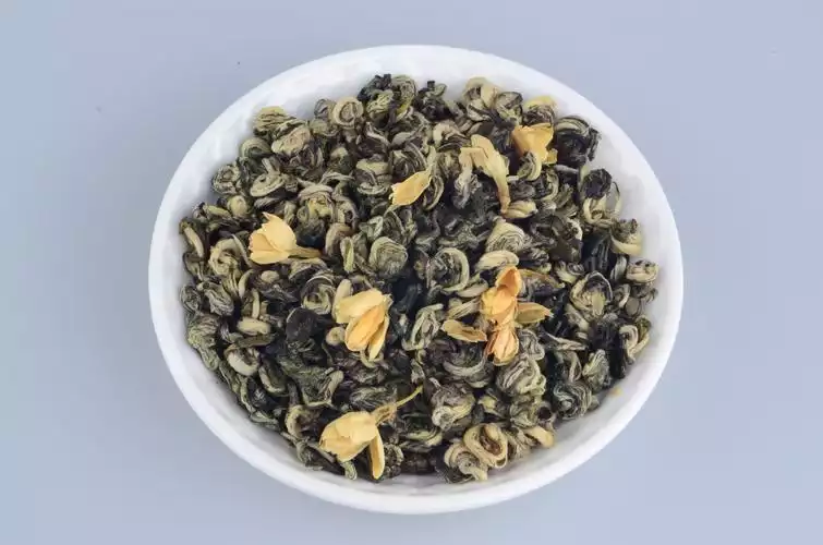 青绿茶和茉莉花茶的功效：从减肥到抗氧化(1)